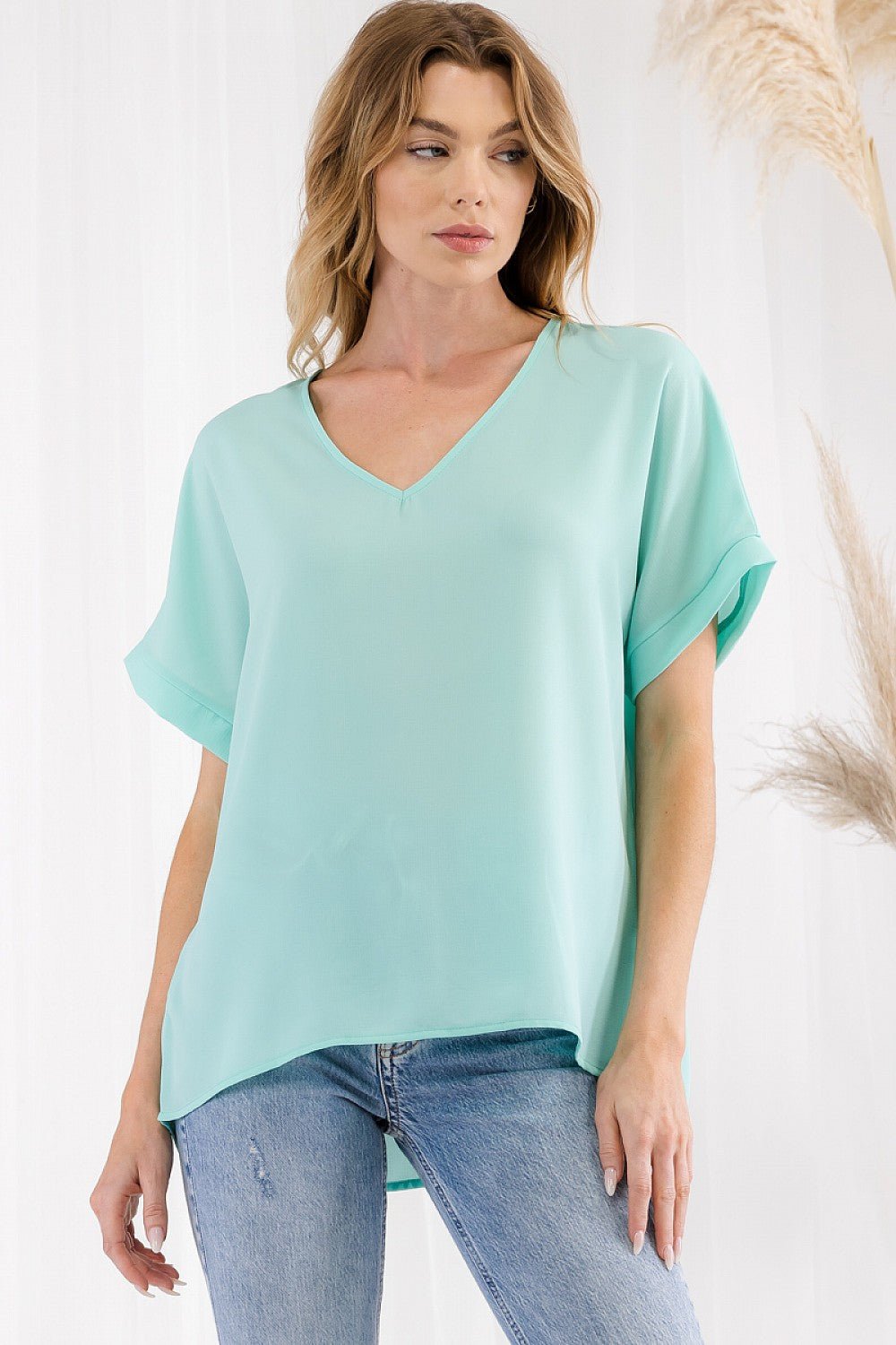 Solid V neck top 2760